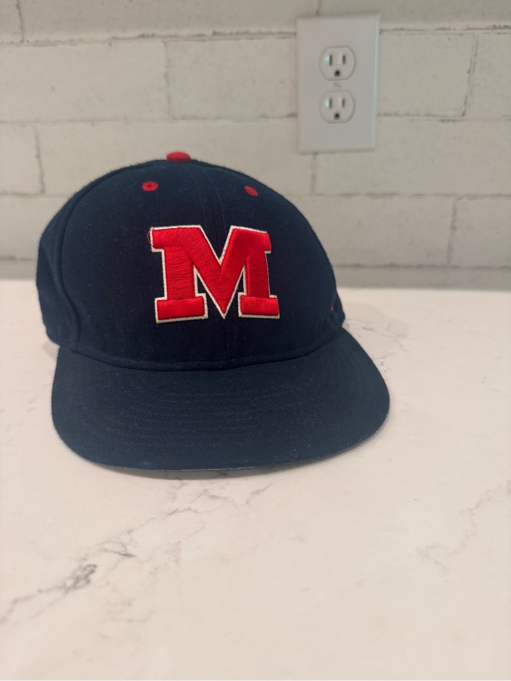 Nike Ole Miss Rebels Baseball Hat Cap Size 6 7/8th - 55cm Nike 643